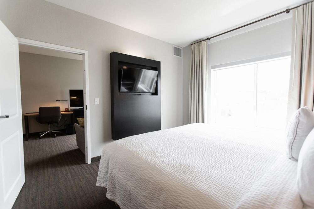 One-Bedroom King Suite with Sofa Bed - Hearing Accessible interior